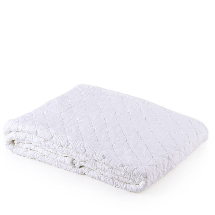 TL at home - Louisa F/Q Coverlet | White