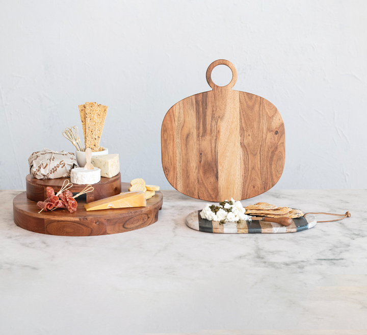 Natural Acacia Wood Cheese/Cutting Board w/ Handle