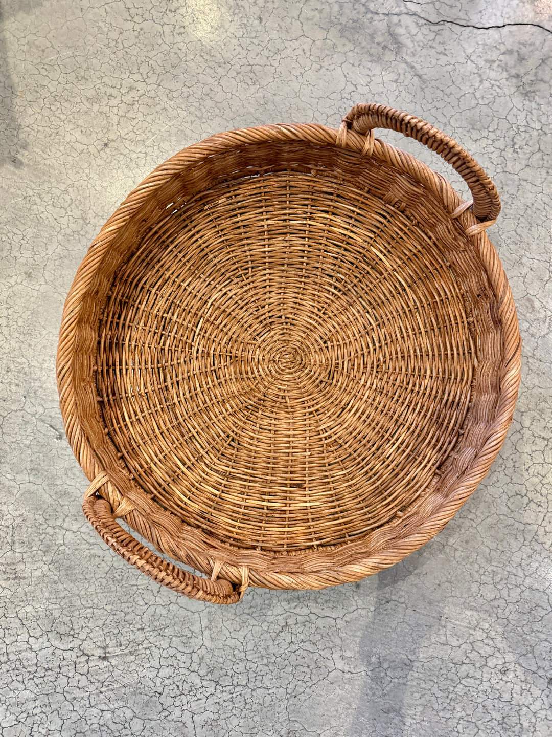 18" Decorative Woven Natural Rattan Tray w/ Circle Handles