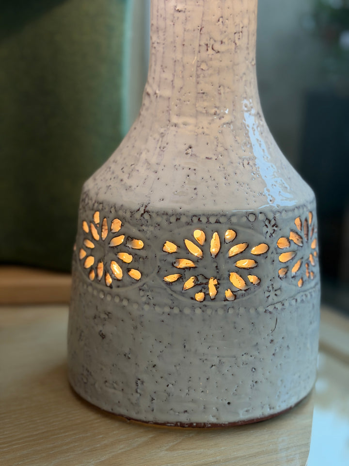 Vintage Reproduction Stoneware Table Lamp w/ Linen Shade