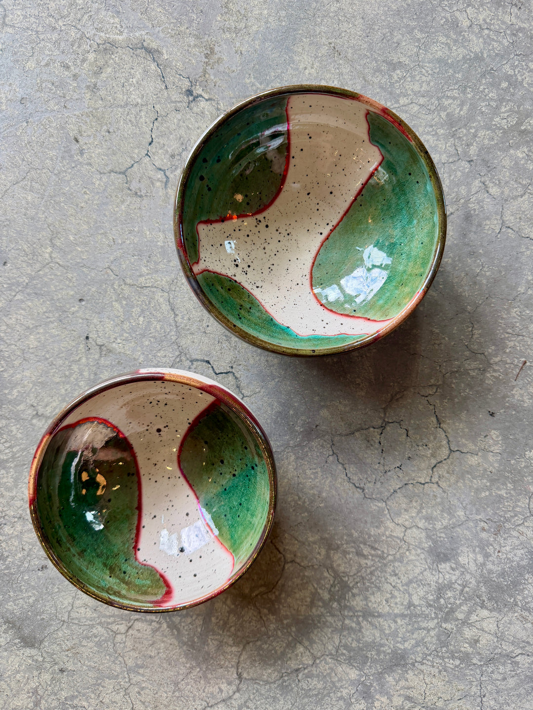 Handmade Pottery Green w/Metallic Rose Detail Bowl, Egypt