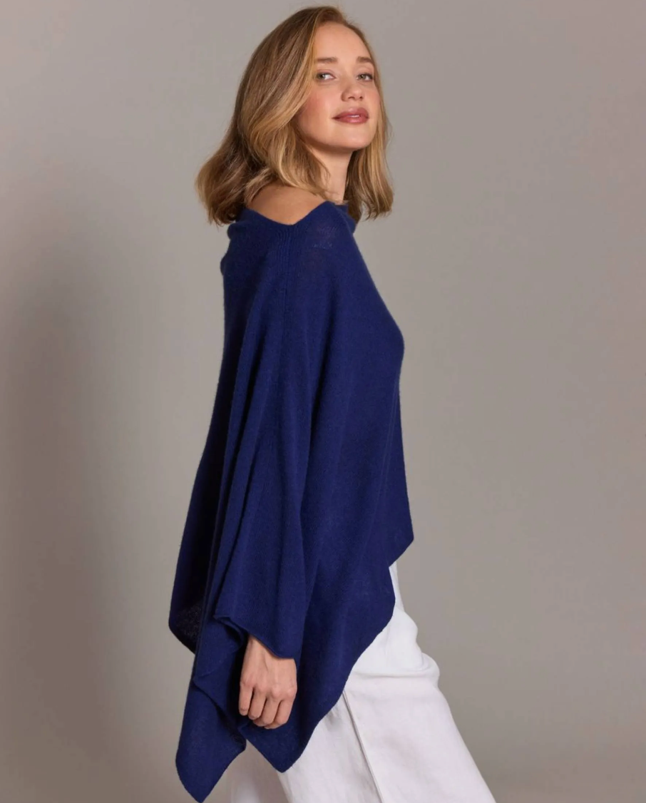 Claudia Nichole - Cashmere Topper in Midnight