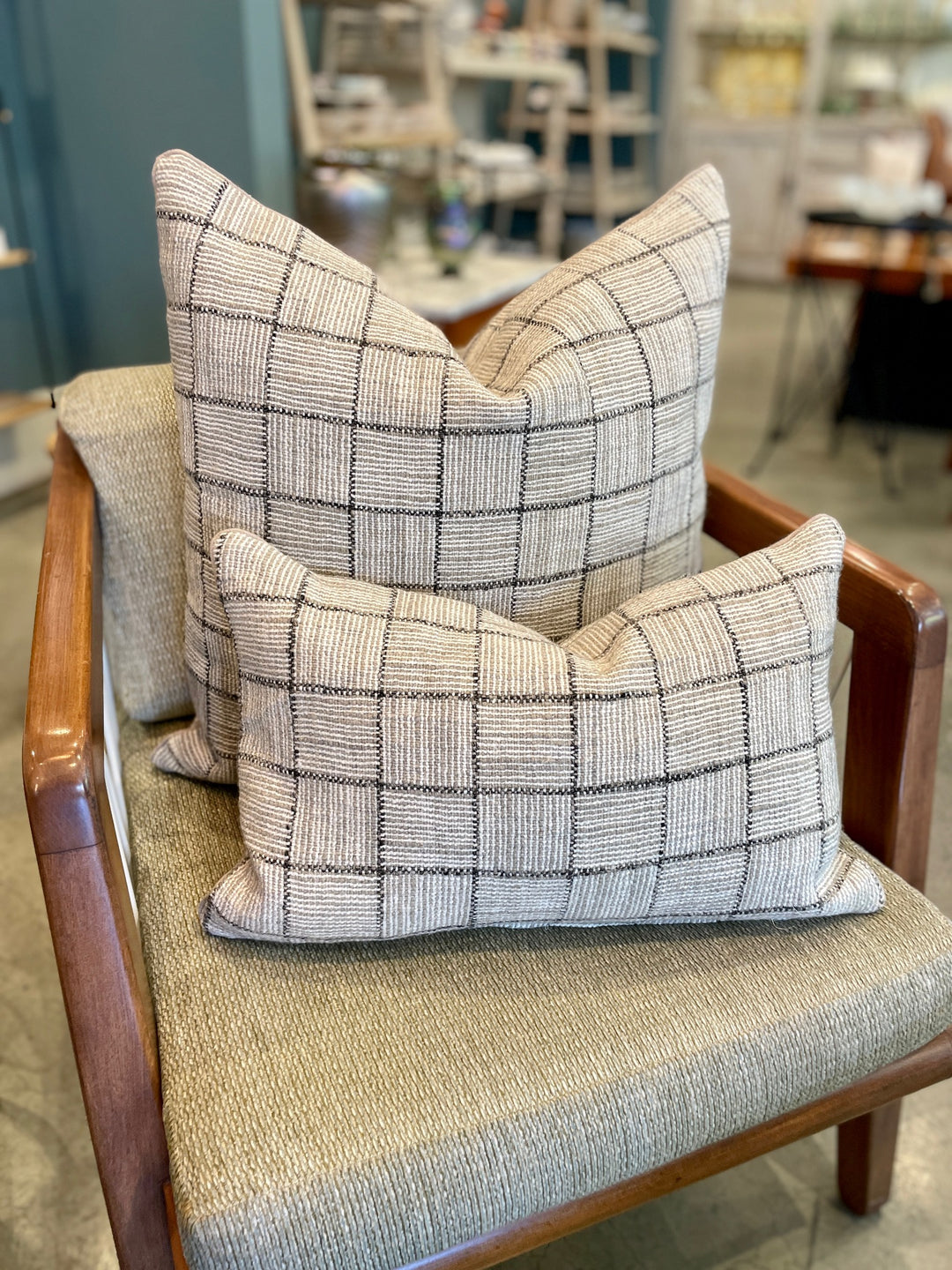 Custom 21" x 21" Pillow made from "Homespun" Wool + Linen, Italy