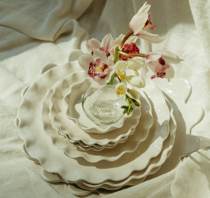 Calypso Scalloped Dinner Plate