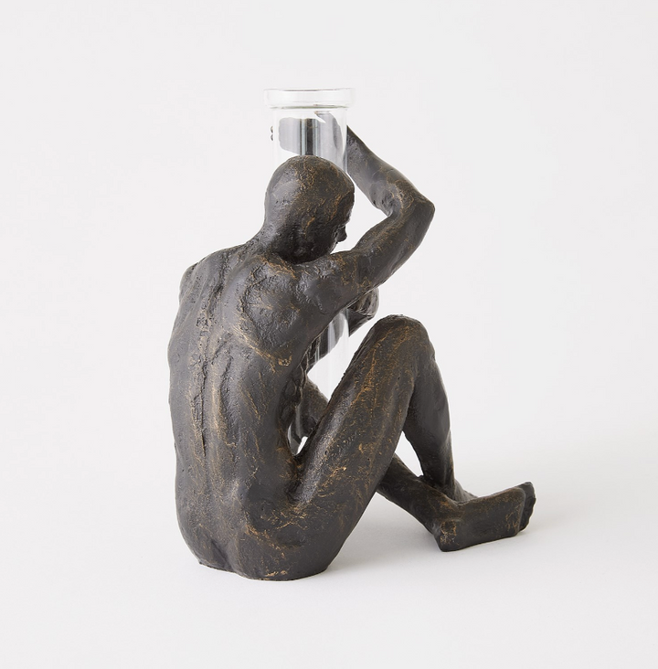 Gripping Flower Holder