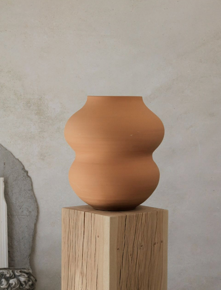 Belle RAW Rosa Vase, Italy | 25V