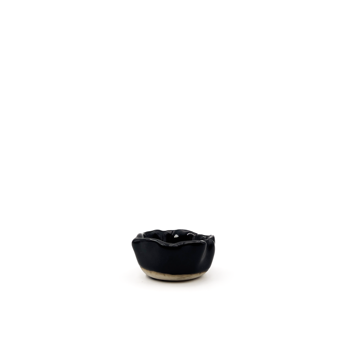 Handcrafted Stoneware Pinch Bowl | Black